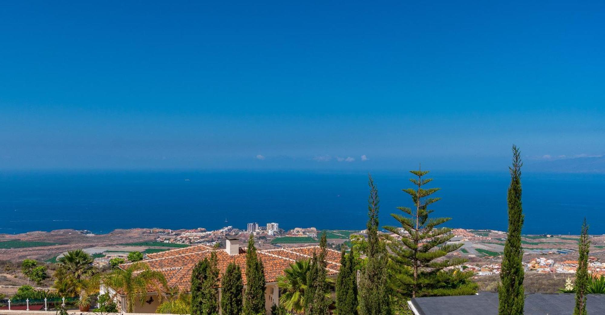 Villa Hibisco, Jacuzzi Y Vistas Al Atlantico Costa Adeje  Exteriör bild