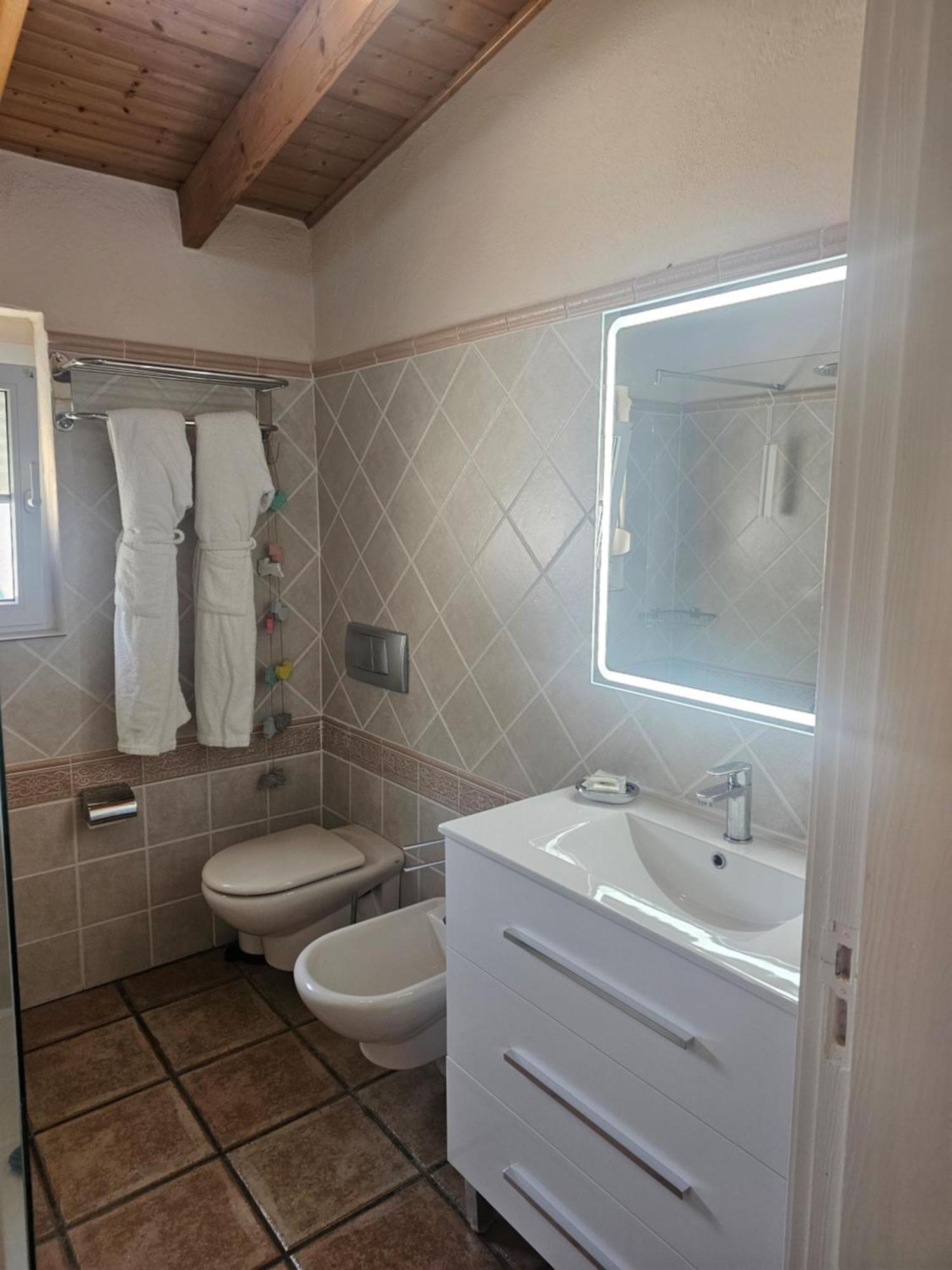 Villa Hibisco, Jacuzzi Y Vistas Al Atlantico Costa Adeje  Exteriör bild